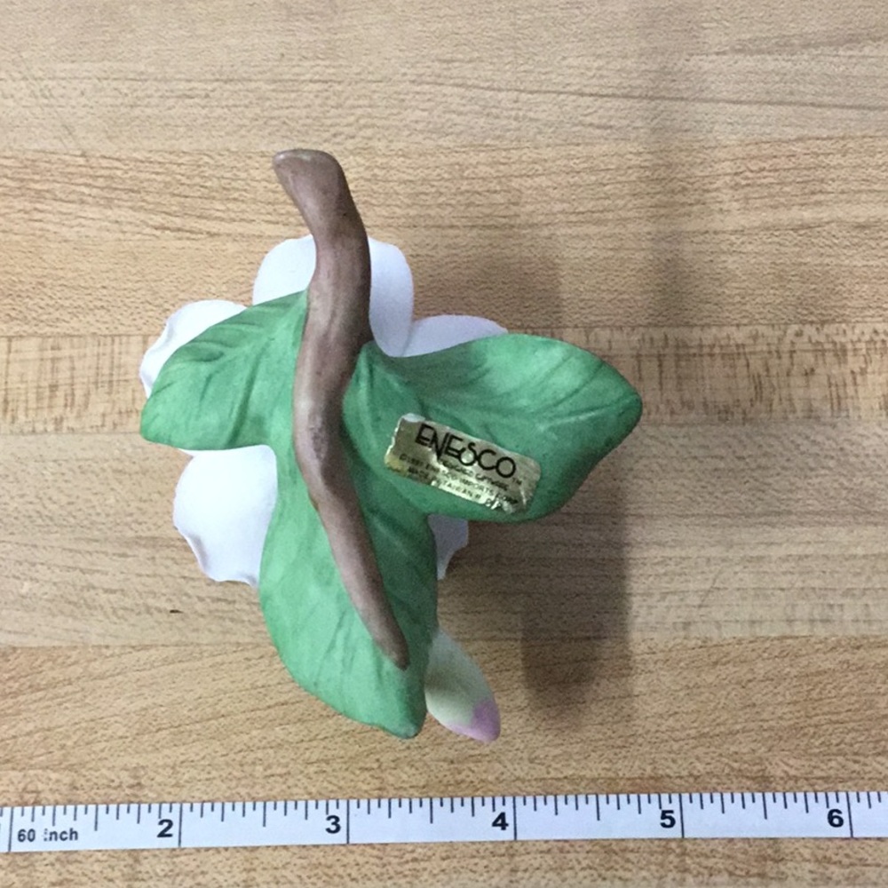 Beautiful Ceramic Flowers Art - Picture 5 of 12